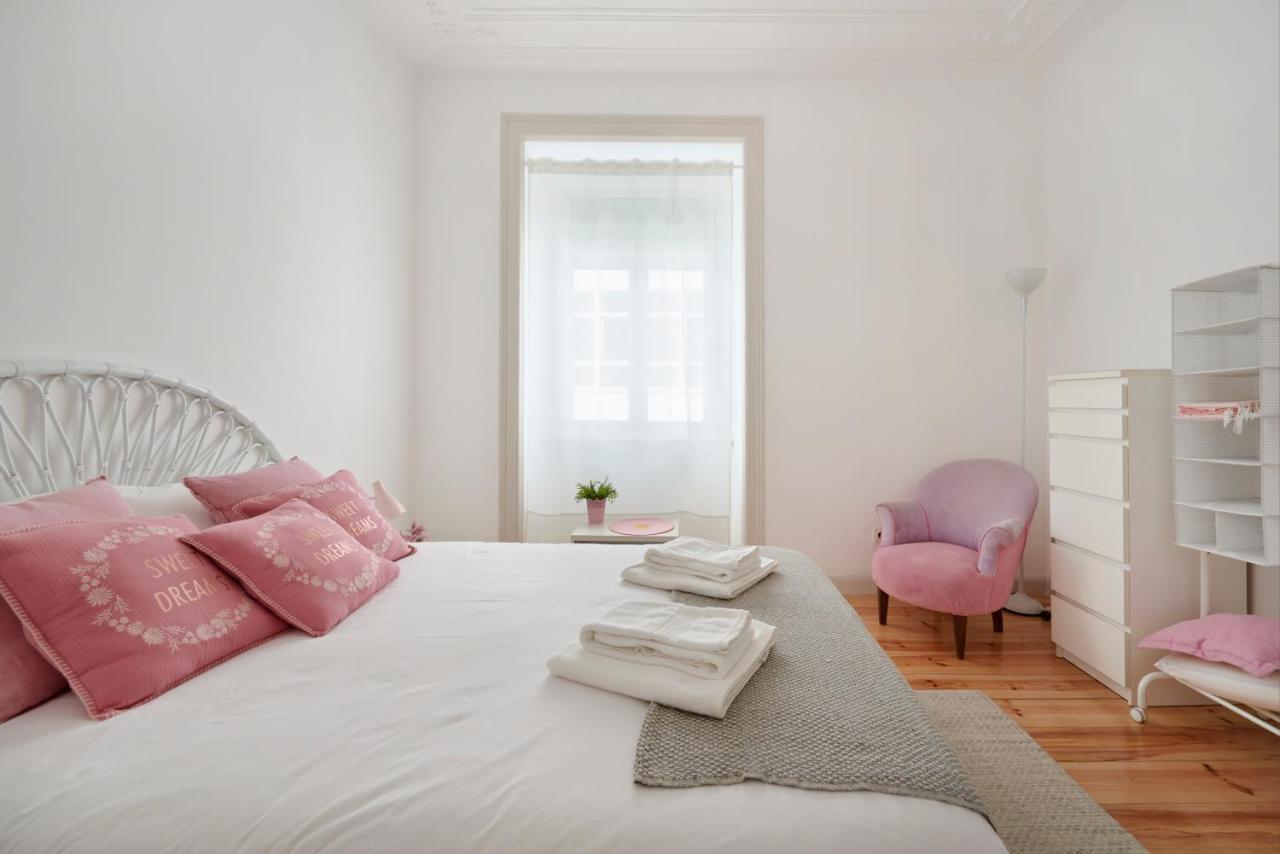 Sunny Apartment With Balcony! Lisboa Exteriör bild