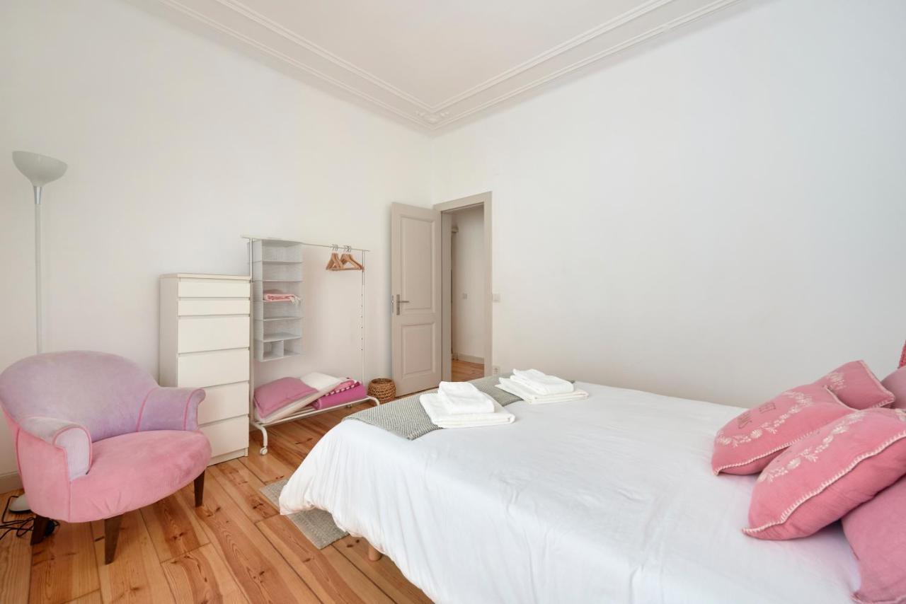 Sunny Apartment With Balcony! Lisboa Exteriör bild