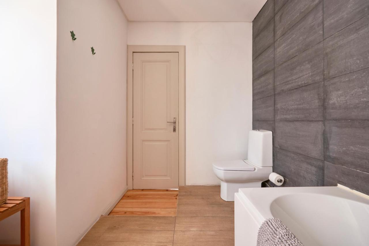 Sunny Apartment With Balcony! Lisboa Exteriör bild