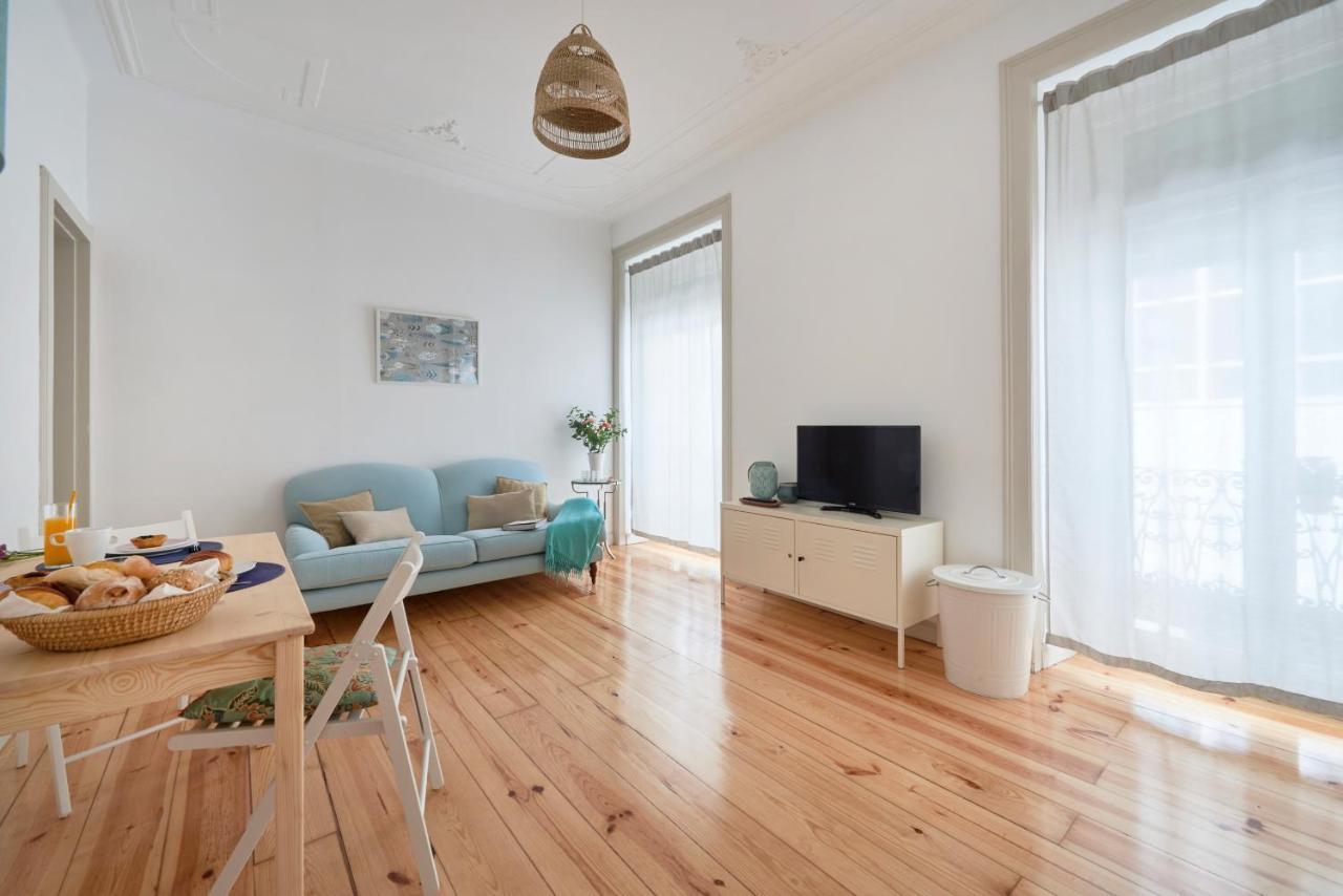 Sunny Apartment With Balcony! Lisboa Exteriör bild